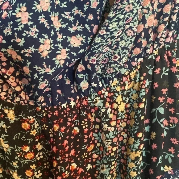 Lulus floral maxi dress- small- sheer with lining - front slit- short sleeve - Picture 6 of 7